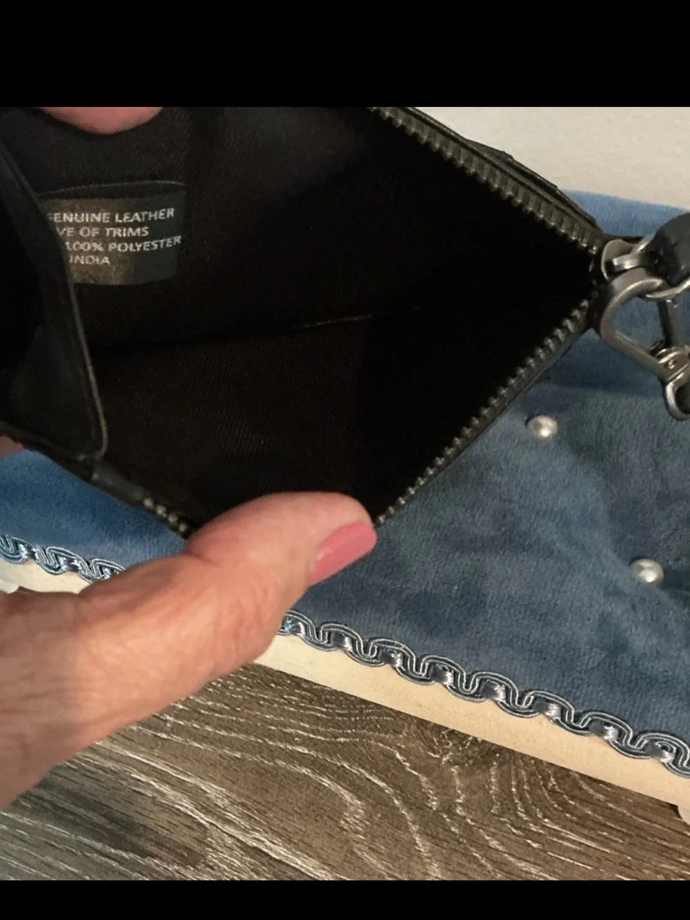 Black Genuine Leather Wristlet Card Wallet 5x3.75 EUC